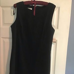 Black sheath dress. Never worn. Size Large